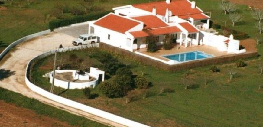 Vente immobilière intéressante à Faro, Portugal