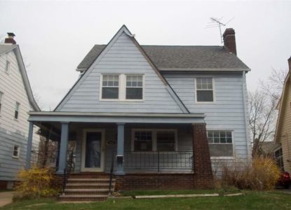 Investir à Cleveland, maison de style colonial, 3 chambres, Ohio, USA