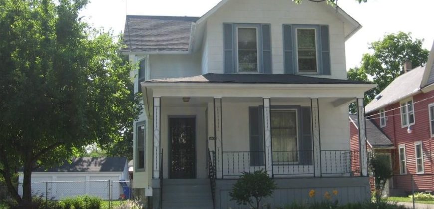 Maison unifamiliale prête à la location, 4 chambres, Cleveland, Ohio, USA