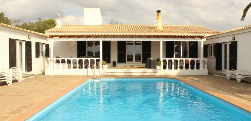 Superbe villa à acheter à Faro, Portugal
