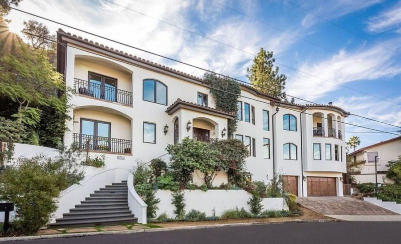 Los Angeles : Vanessa Hudgens met en vente sa villa de longue date